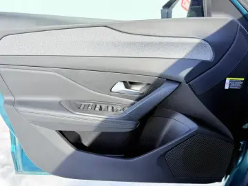 Peugeot 308 BlueHDi Style Fab.- 01.2025 1.5 Diesel 130 Cp