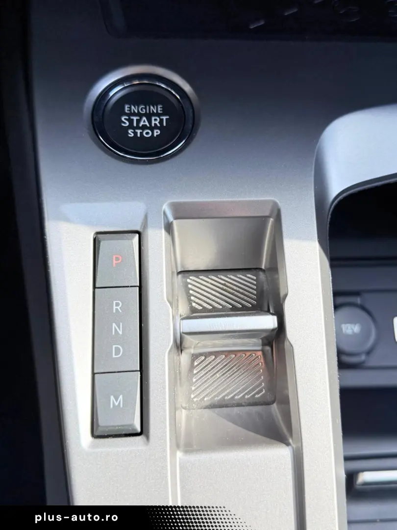 Peugeot 308 BlueHDi Style Fab.- 01.2025 1.5 Diesel 130 Cp