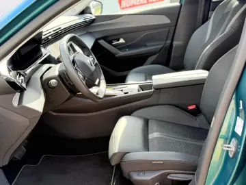 Peugeot 308 BlueHDi Style Fab.- 01.2025 1.5 Diesel 130 Cp