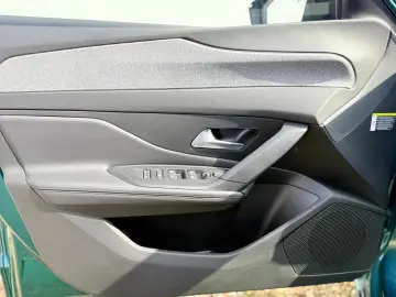 Peugeot 308 BlueHDi Style Fab.- 01.2025 1.5 Diesel 130 Cp