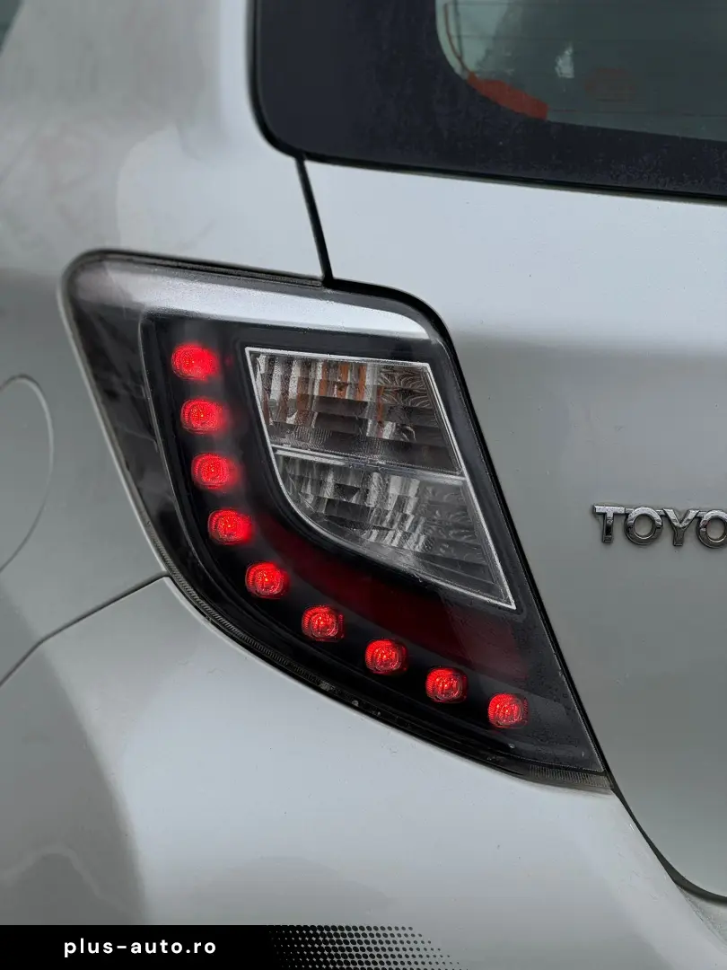 Toyota Yaris 1.5 Hybrid Lounge