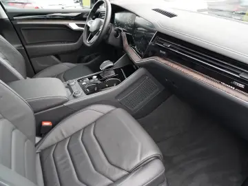 Volkswagen Touareg 3.0TDI 4Motion Elegance