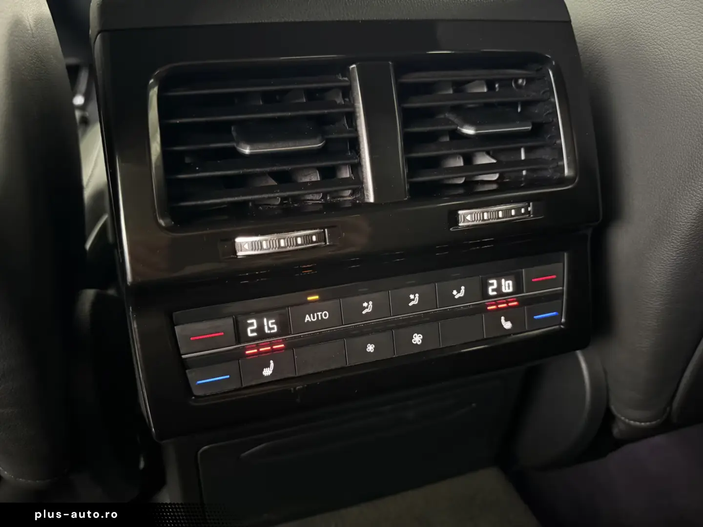 Volkswagen Touareg R-Line 4M MATRIX