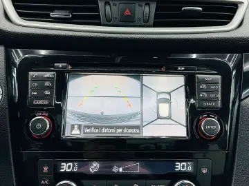 NISSAN Qashqai 2015 1.5D E5 Garantie 12 Luni Rate Avans 0 Do