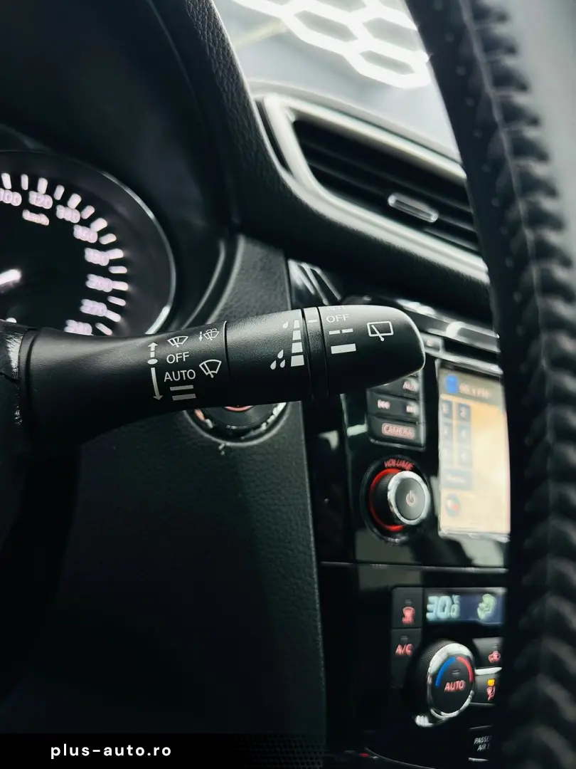 NISSAN Qashqai 2015 1.5D E5 Garantie 12 Luni Rate Avans 0 Do