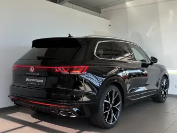 Volkswagen Touareg 3.0 TSI 4M R NACHT MASS SOFT AHK H&U 22