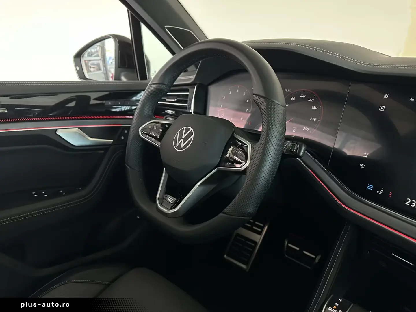 Volkswagen Touareg 3.0 TSI 4M R NACHT MASS SOFT AHK H&U 22