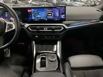 BMW M240i xDrive M Sport