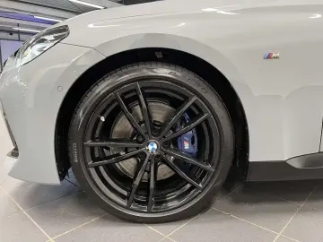 BMW M240i xDrive M Sport