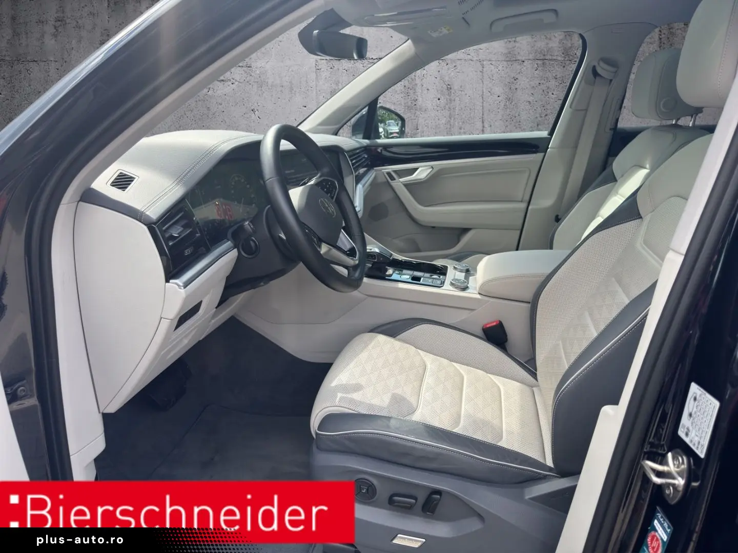 VW Touareg 3.0 TSI eHybrid 4M