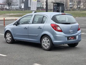 Opel Corsa D  Automatic-Easytronic  Rate fixe  Garantie