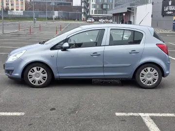 Opel Corsa D  Automatic-Easytronic  Rate fixe  Garantie