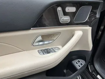 MERCEDES-BENZ GLE350 e 4M