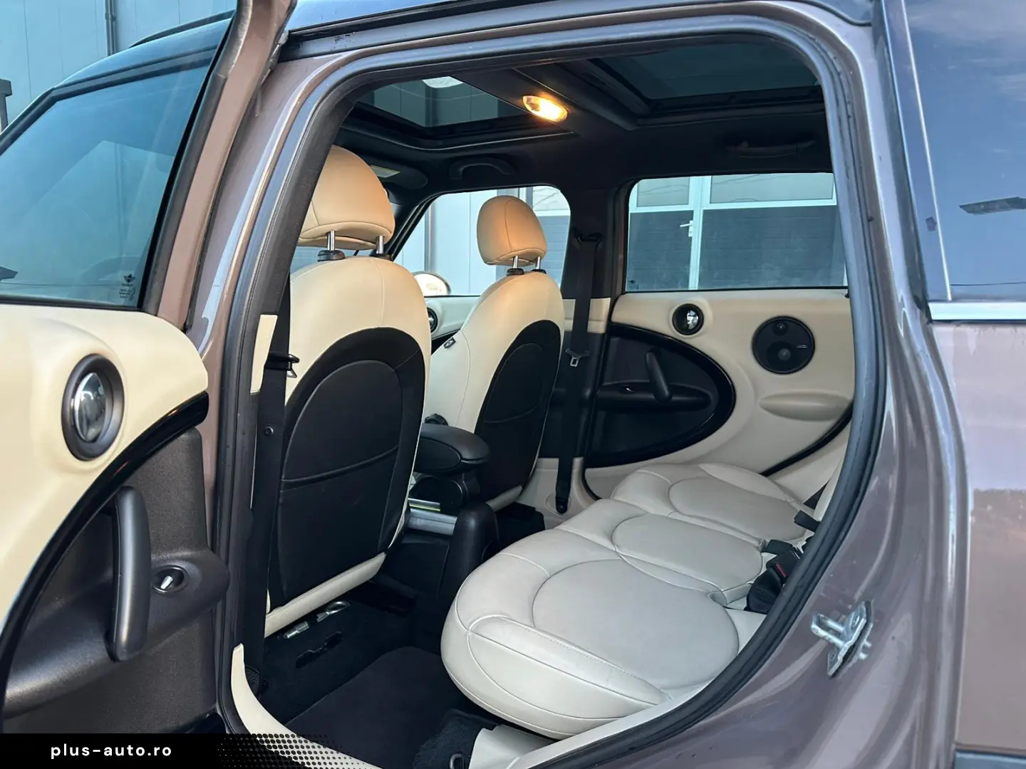 𝐌𝐢𝐧𝐢 𝐂𝐨𝐮𝐧𝐭𝐫𝐲𝐦𝐚𝐧 𝐒