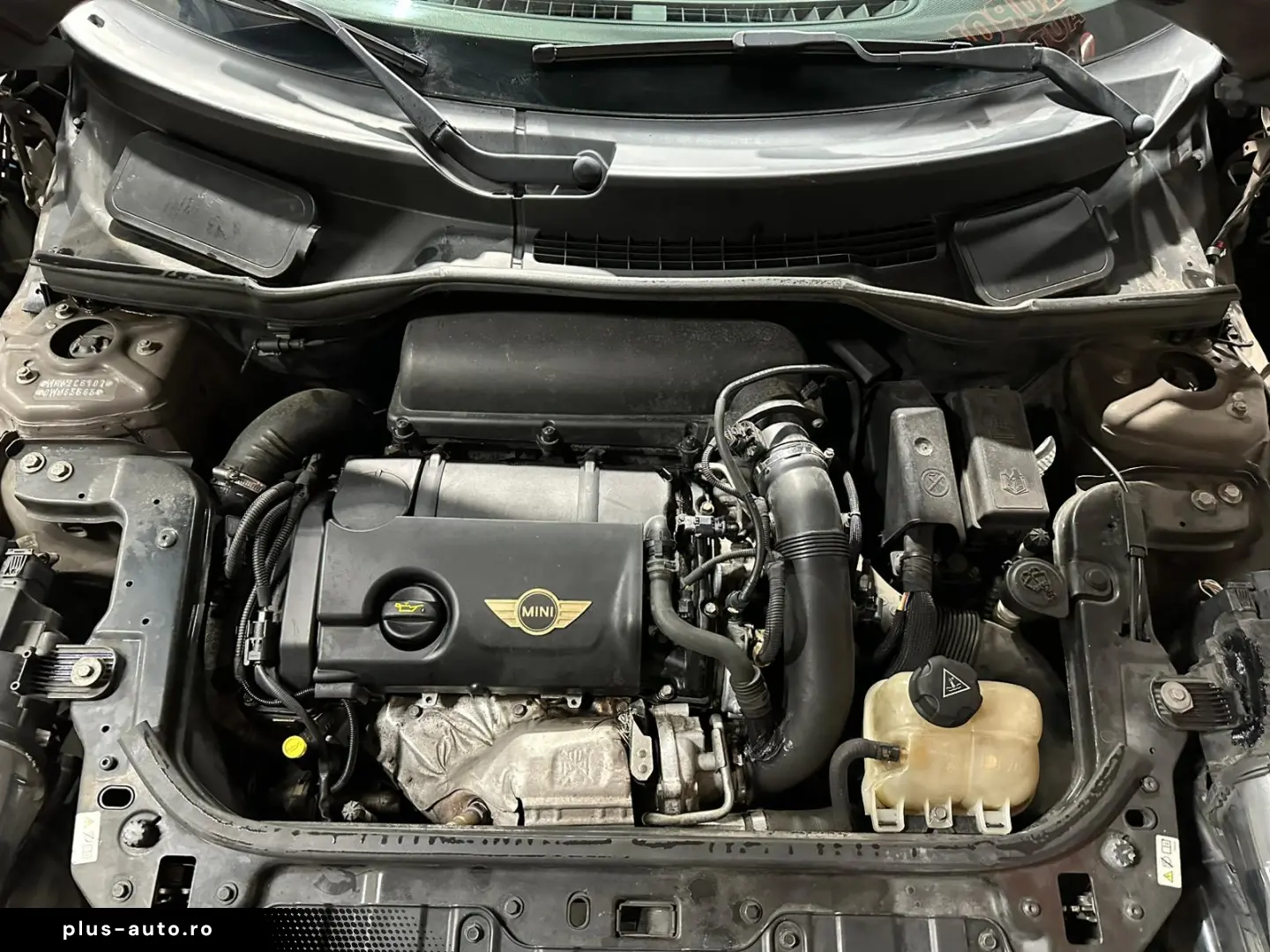 𝐌𝐢𝐧𝐢 𝐂𝐨𝐮𝐧𝐭𝐫𝐲𝐦𝐚𝐧 𝐒