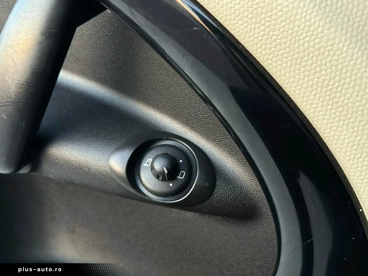 𝐌𝐢𝐧𝐢 𝐂𝐨𝐮𝐧𝐭𝐫𝐲𝐦𝐚𝐧 𝐒