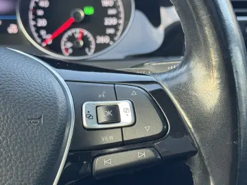 Volkswagen Golf 1.5 TSI DSG Highline