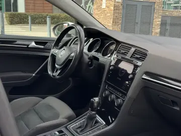 Volkswagen Golf 1.5 TSI DSG Highline