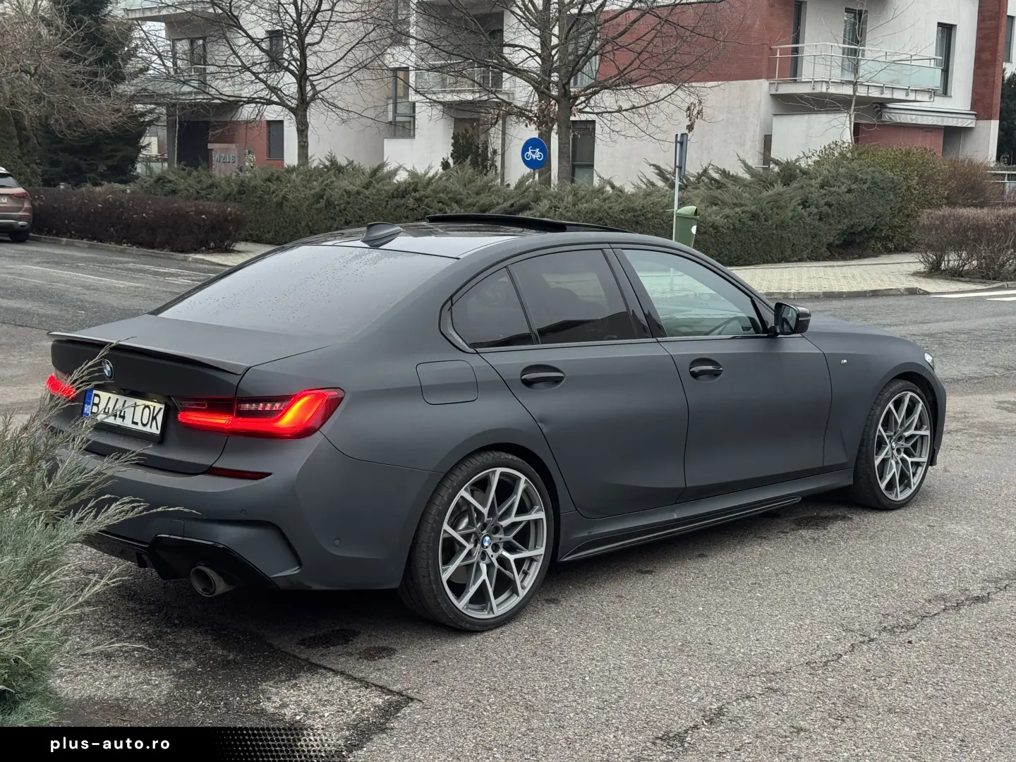 BMW Seria 3 330i Automat