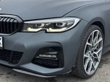 BMW Seria 3 330i Automat