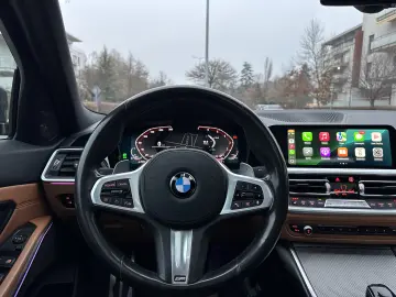BMW Seria 3 330i Automat
