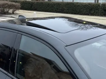 BMW Seria 3 330i Automat