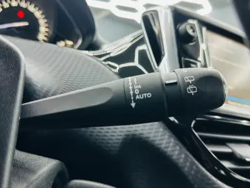 PEUGEOT 2008 2017 1.2i E6 Garantie 12 Luni Rate Avans 0 Doar