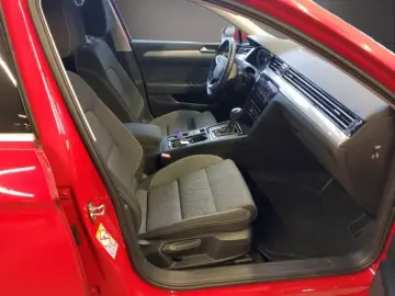 Volkswagen Passat Variant Business 2.0 TDI Dsg BlueMotion