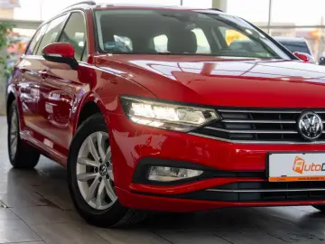 Volkswagen Passat Variant Business 2.0 TDI Dsg BlueMotion