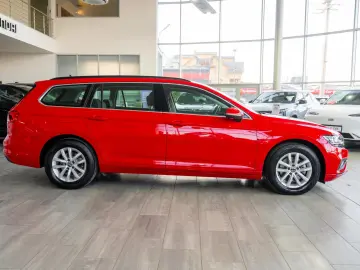 Volkswagen Passat Variant Business 2.0 TDI Dsg BlueMotion
