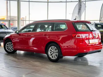 Volkswagen Passat Variant Business 2.0 TDI Dsg BlueMotion