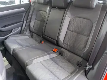 Volkswagen Passat Variant Business 2.0 TDI Dsg BlueMotion