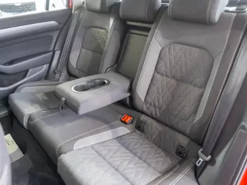 Volkswagen Passat Variant Business 2.0 TDI Dsg BlueMotion