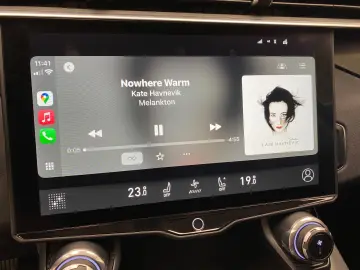 LYNC AND CO 01 1.5 TD PHEV