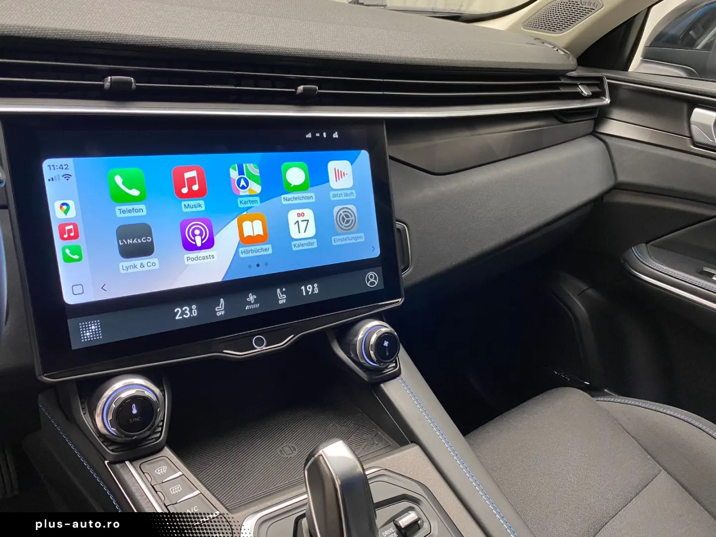 LYNC AND CO 01 1.5 TD PHEV