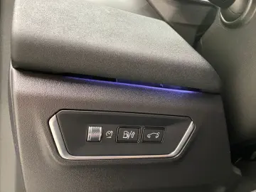 LYNC AND CO 01 1.5 TD PHEV