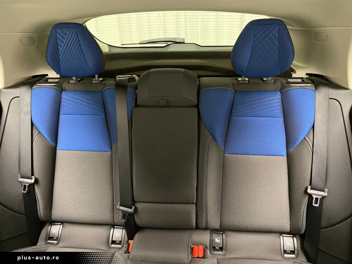 LYNC AND CO 01 1.5 TD PHEV