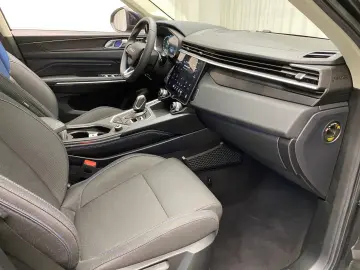 LYNC AND CO 01 1.5 TD PHEV