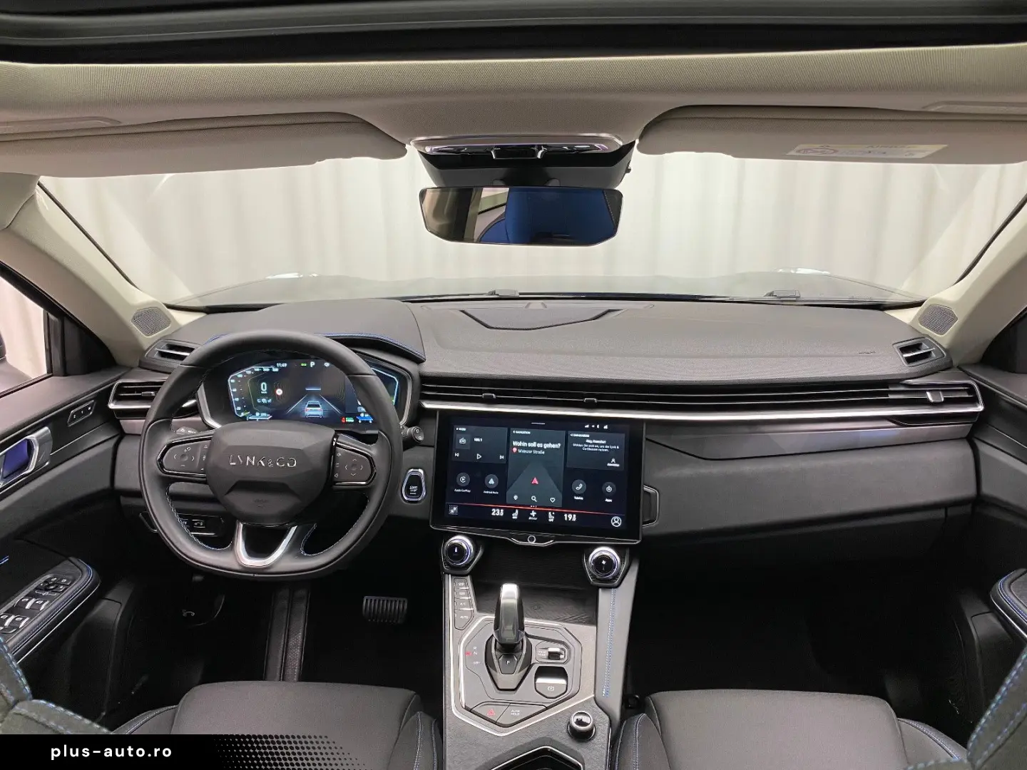 LYNC AND CO 01 1.5 TD PHEV