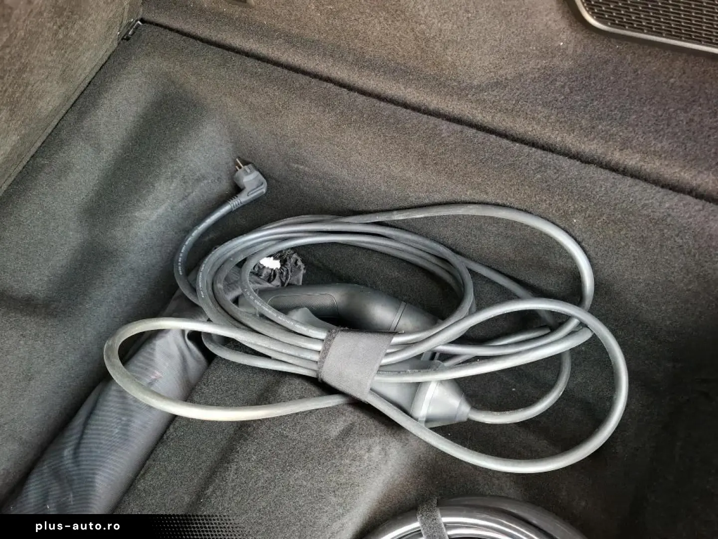 LYNC AND CO 01 1 5TD PHEV (EURO 6d)