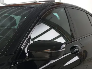 BMW 745e M Sport~ACC Lenkradheiz Massage Sitzklima