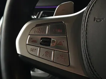 BMW 745e M Sport~ACC Lenkradheiz Massage Sitzklima