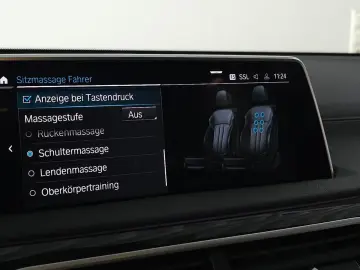 BMW 745e M Sport~ACC Lenkradheiz Massage Sitzklima
