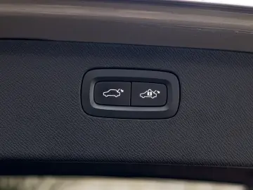 Volvo XC90 T8 Inscription AWD AT8