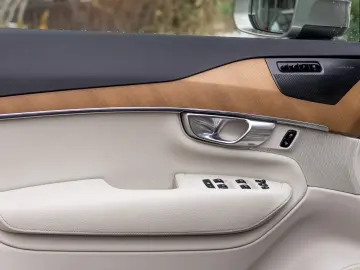 Volvo XC90 T8 Inscription AWD AT8