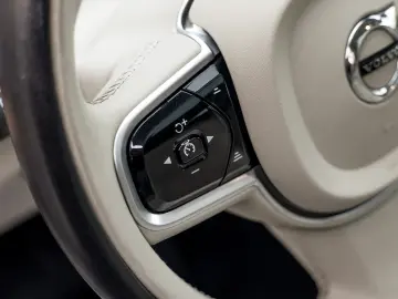 Volvo XC90 T8 Inscription AWD AT8