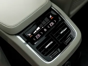 Volvo XC90 T8 Inscription AWD AT8