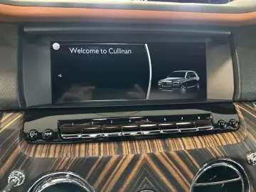 ROLLS ROYCE Cullinan