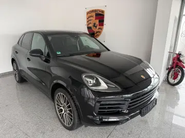 PORSCHE Cayenne Platinum