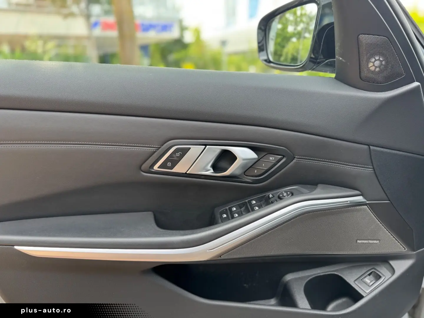 BMW M3 Cutie manuala